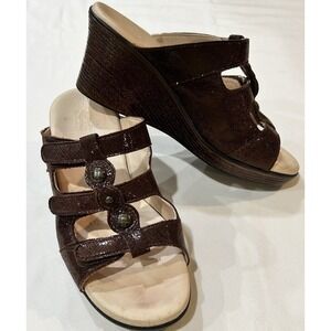 SAS Ginger Women Hickory Brown Leather Wedge Sandal Strappy 7 M Comfort Summer B